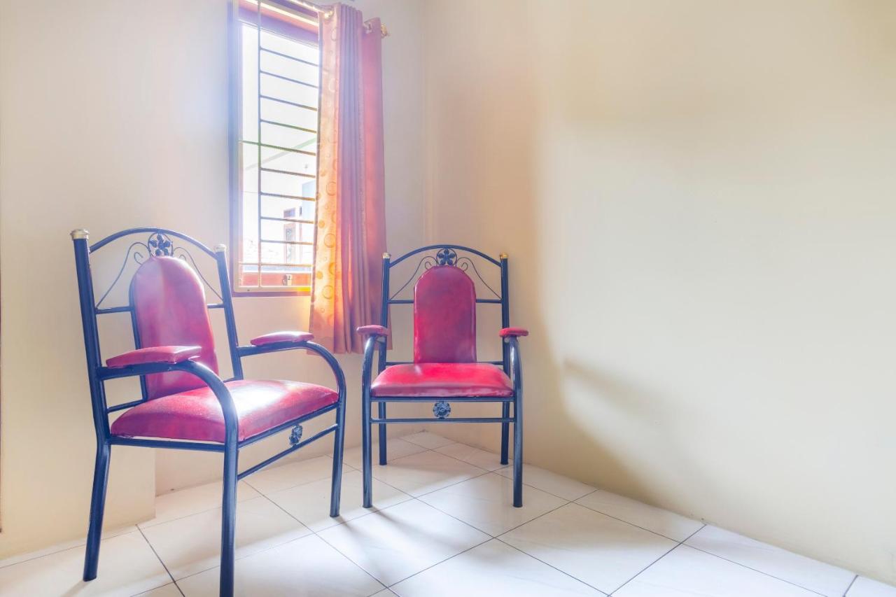 Spot On 2891 999 Guest House Sumedang Esterno foto